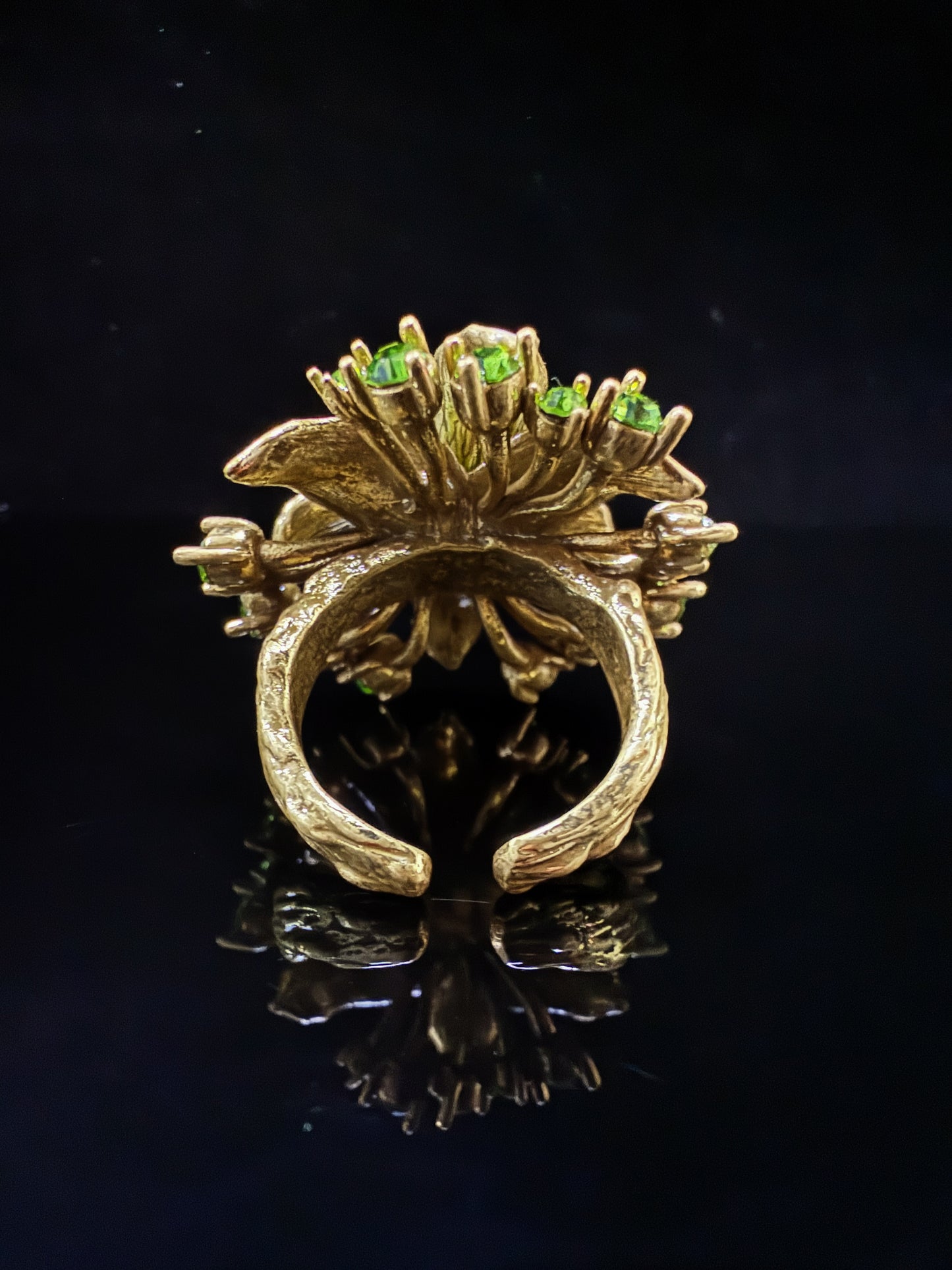 Vintage Baroque Heavy-Craft Gold-Plated Brass Floral Oil Painting Open Ring