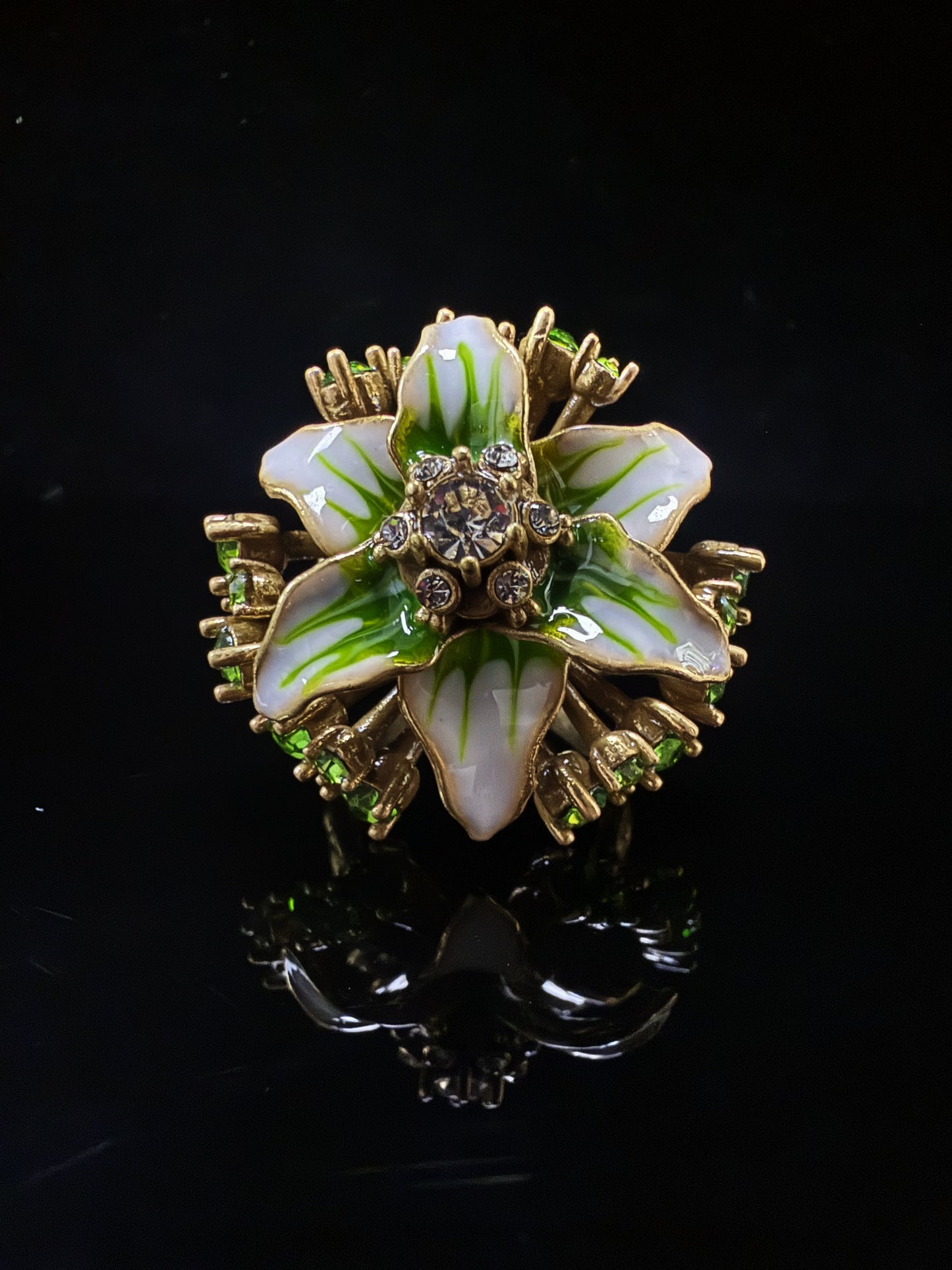 Vintage Baroque Heavy-Craft Gold-Plated Brass Floral Oil Painting Open Ring