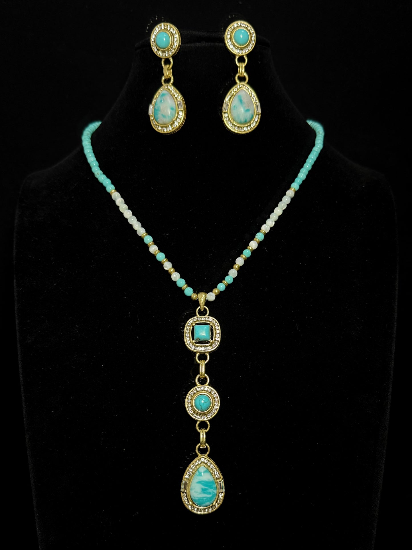 Vintage 18K Gold-Plated Copper Blue Teardrop Natural Stone Pendant Necklace & Earrings Set