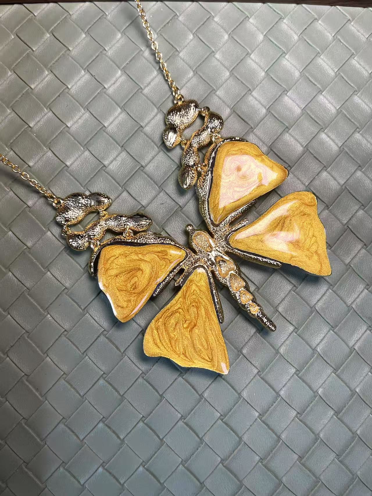 Vintage Niche Design Iridescent Butterfly Necklace in Gold-Plated Copper