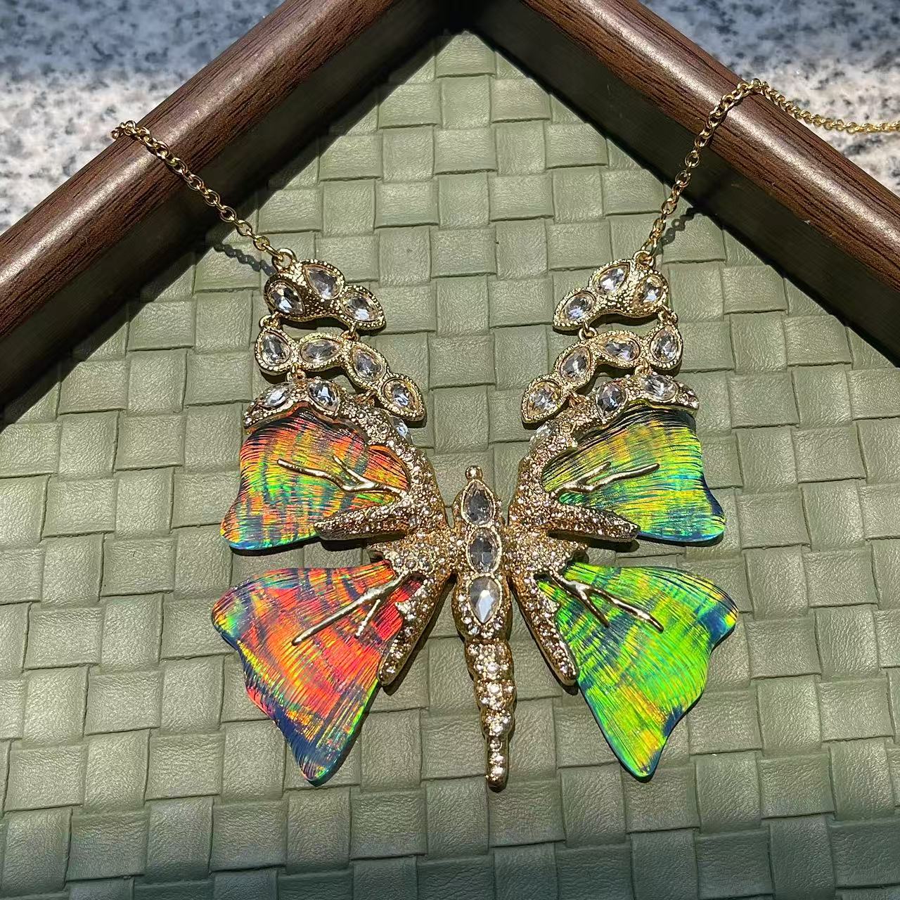 Vintage Niche Design Iridescent Butterfly Necklace in Gold-Plated Copper