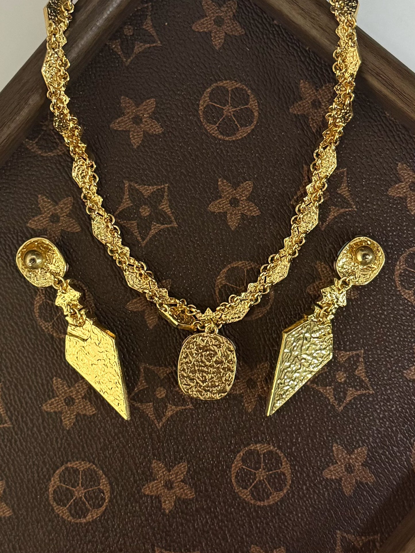 Vintage Niche Luxury Gold-Plated Copper Blue Enamel & Ruby Red Rhombus Necklace & Earrings Set