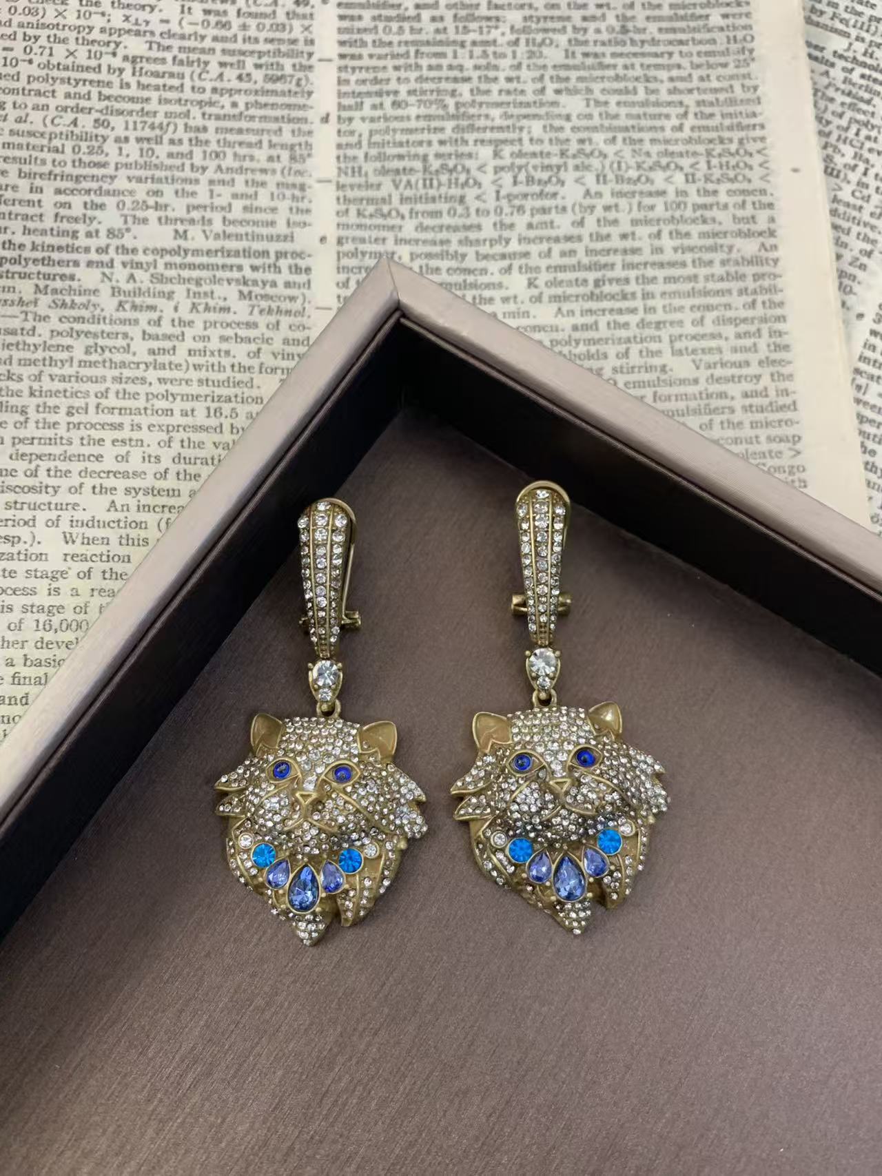 Artisan Persian Cat Earrings: Vintage-Inspired Design with Micro-Pave Crystal Accents