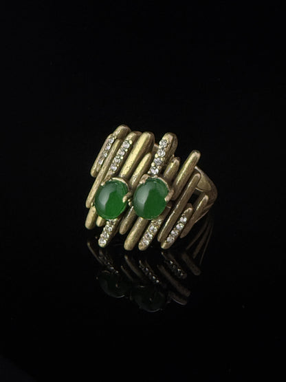 Vintage Retro Heavy-Crafted Gold-Plated Irregular Green Natural Stone Open Ring