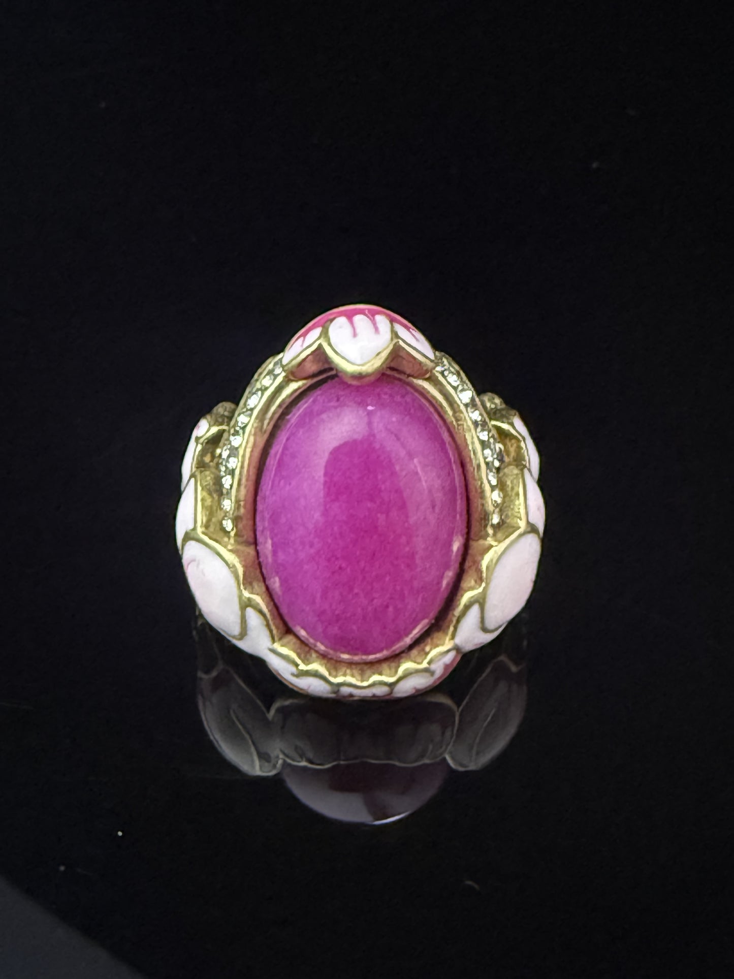 Vintage Retro Heavy-Crafted Gold-Plated Open Ring with Pink Natural Stone & Enamel Flower Design
