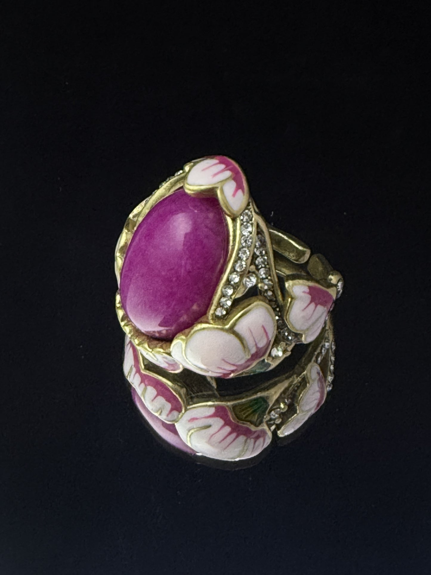 Vintage Retro Heavy-Crafted Gold-Plated Open Ring with Pink Natural Stone & Enamel Flower Design