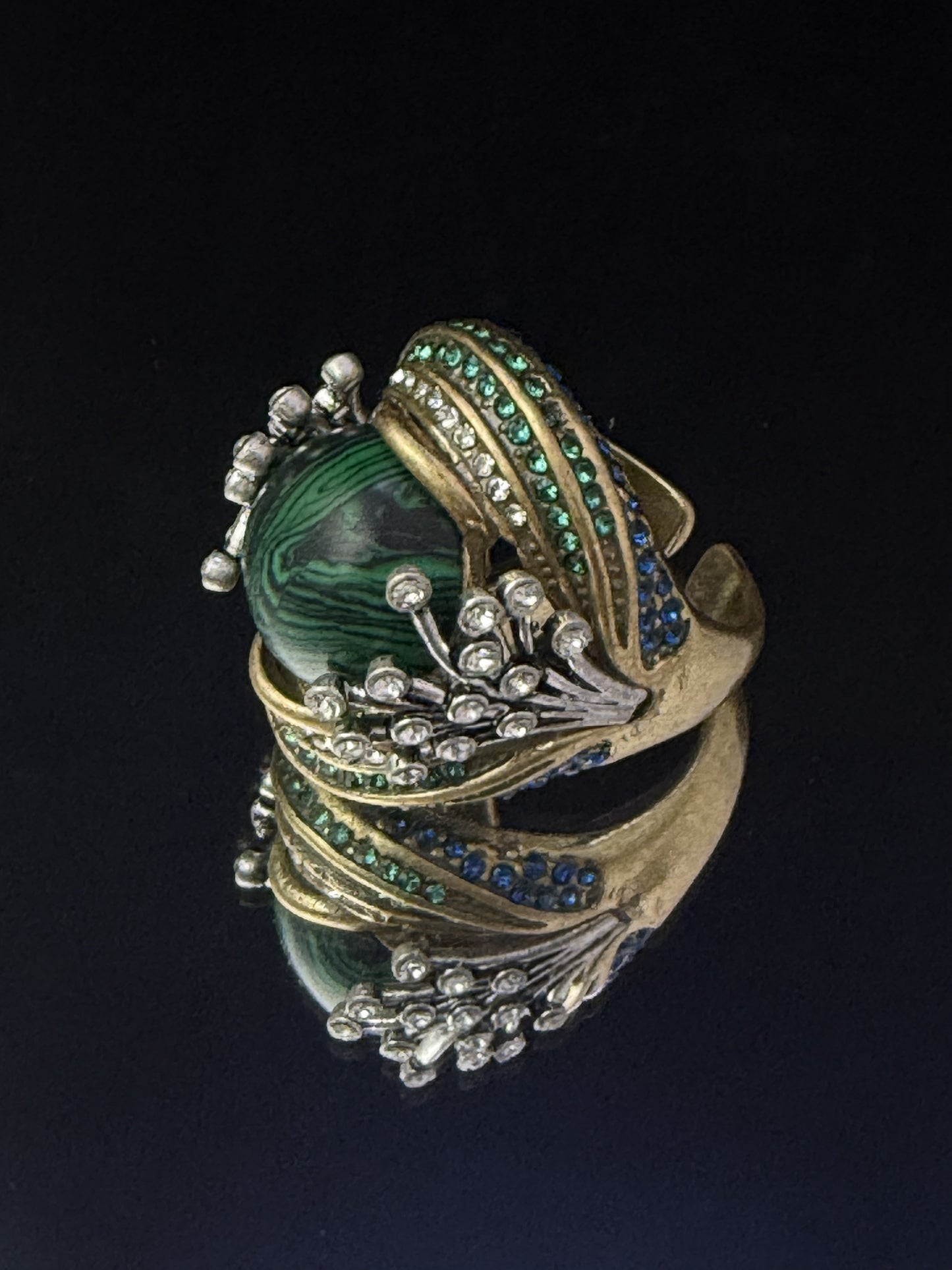 Vintage Retro Heavy-Crafted Gold-Plated Aged Malachite Ring