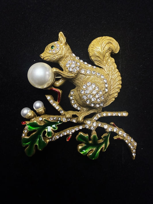 Vintage Heavy Craft Brass 18K Gold Plated Classic Squirrel on Tree Branch Brooch