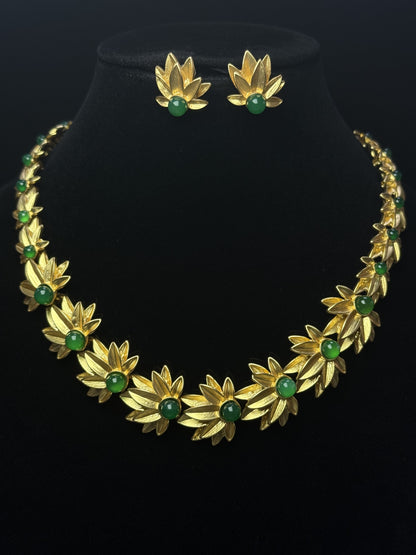 Vintage Heavy Craft Gold-Plated Copper Floral Petal & Green Chalcedony Earrings & Necklace Set