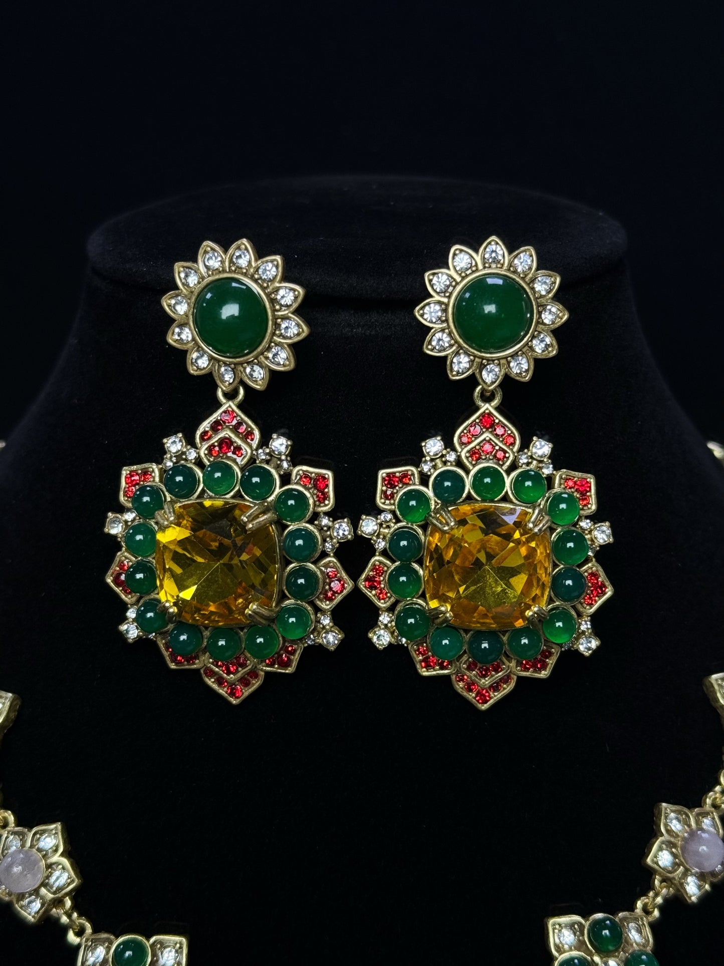 Vintage Heavy Craft Brass Rhinestone Green Agate Czech Crystal Earrings and Necklace Set – European Magazine Style
