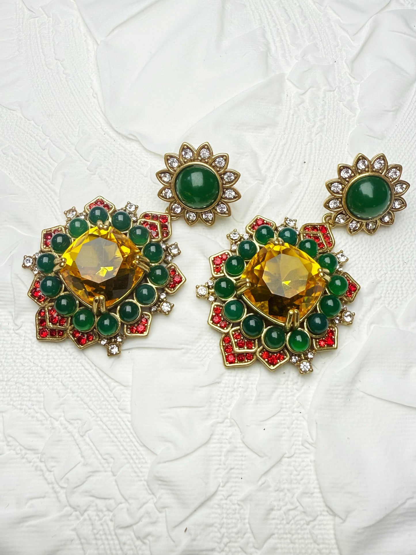 Vintage Heavy Craft Brass Rhinestone Green Agate Czech Crystal Earrings and Necklace Set – European Magazine Style