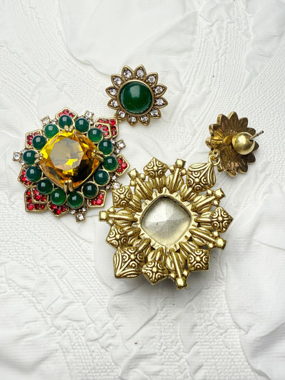 Vintage Heavy Craft Brass Rhinestone Green Agate Czech Crystal Earrings and Necklace Set – European Magazine Style