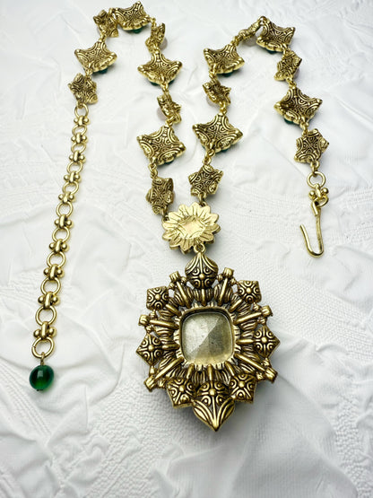 Vintage Heavy Craft Brass Rhinestone Green Agate Czech Crystal Earrings and Necklace Set – European Magazine Style