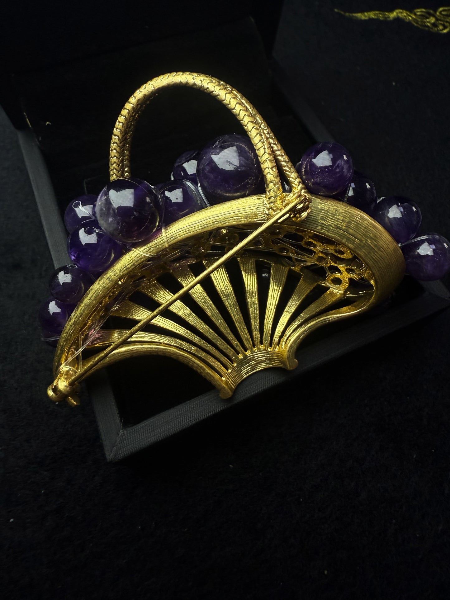 Vintage Baroque Grape Basket Brooch – Gold-Plated Brass with Natural Amethyst