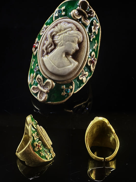 Vintage Baroque Heavy-Craft 18K Gold-Plated Brass Cameo Open Ring
