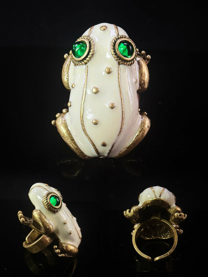 Vintage Baroque Heavy-Craft 18K Gold-Plated Brass White Enamel Frog Open Ring
