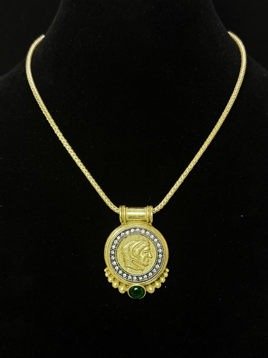 Vintage Minimalist Gold-Plated Brass Portrait Medallion Necklace with Green Agate Pendant Necklace