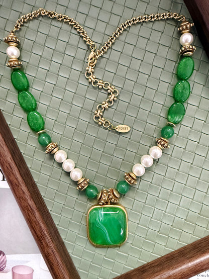 Vintage Green Natural Stone Necklace with Swarovski-Inspired Gold-Plated Square Pendant