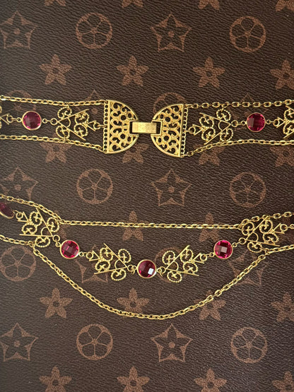 Vintage 18K Gold-Plated Hollow Lace Necklace & Earring Set with Red Rhinestones – 65cm