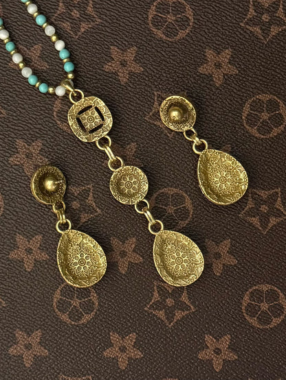 Vintage 18K Gold-Plated Copper Blue Teardrop Natural Stone Pendant Necklace & Earrings Set