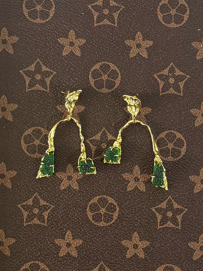 Vintage Avant-Garde Designer Irregular Gold-Plated Copper Earrings & Necklace Set