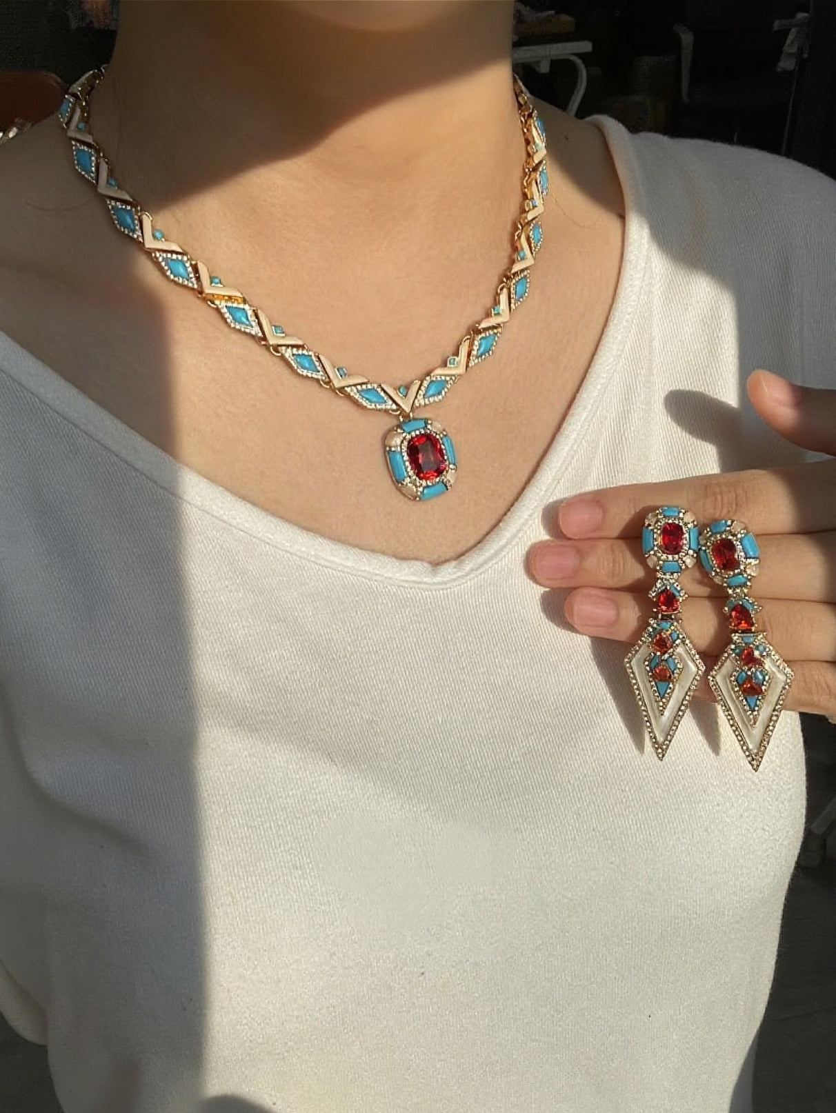 Vintage Niche Luxury Gold-Plated Copper Blue Enamel & Ruby Red Rhombus Necklace & Earrings Set