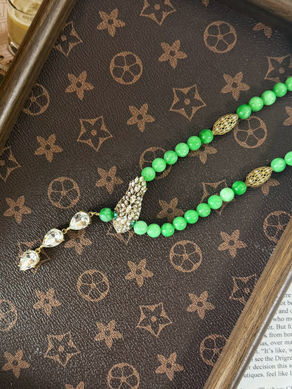 Vintage Green Natural Stone Necklace with Gold-Plated Zircon-Encrusted Serpent Pendant