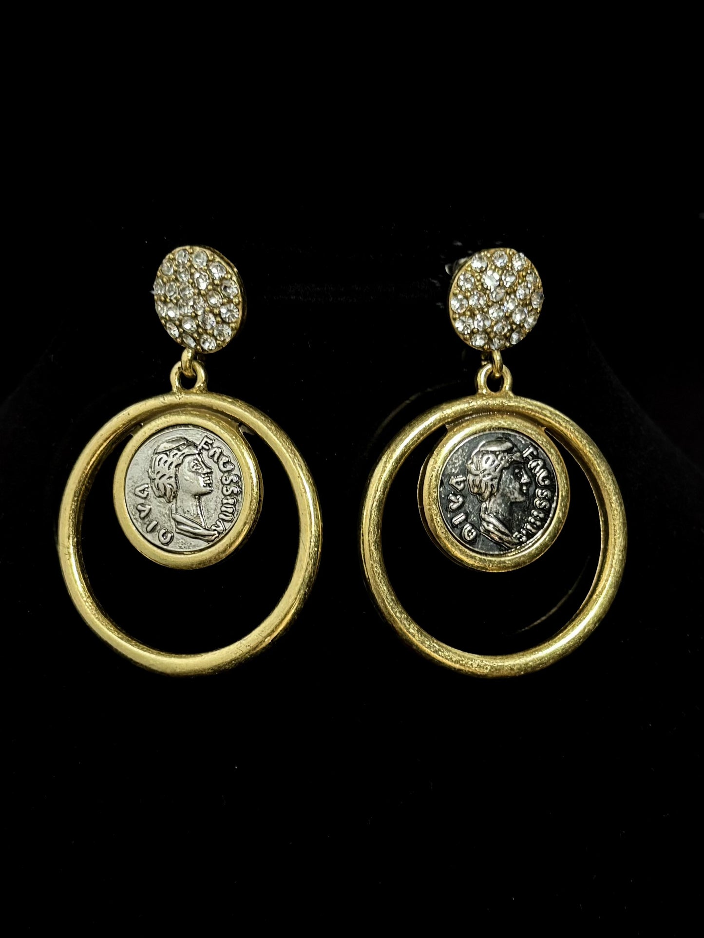 Vintage Coin Portrait Hoop Earrings – Gold-Plated Copper with Zircon Accents