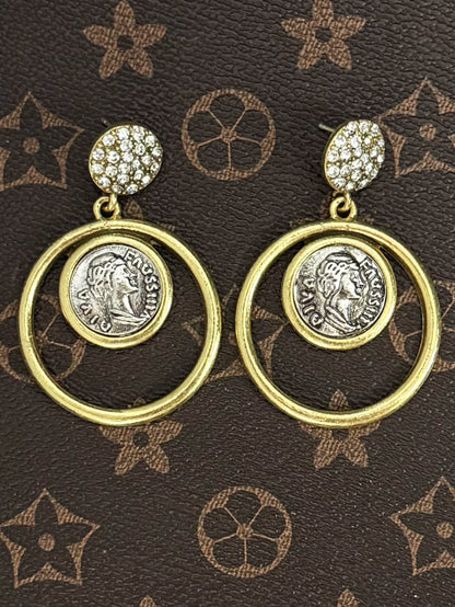 Vintage Coin Portrait Hoop Earrings – Gold-Plated Copper with Zircon Accents