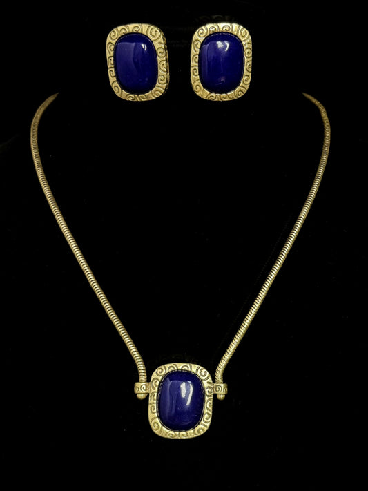 Vintage Elegance Lapis Lazuli Cube Pendant Necklace & Earrings Set – Gold-Plated Minimalist Jewelry