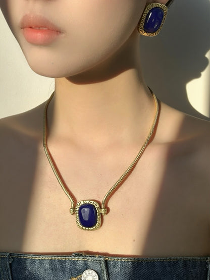 Vintage Elegance Lapis Lazuli Cube Pendant Necklace & Earrings Set – Gold-Plated Minimalist Jewelry