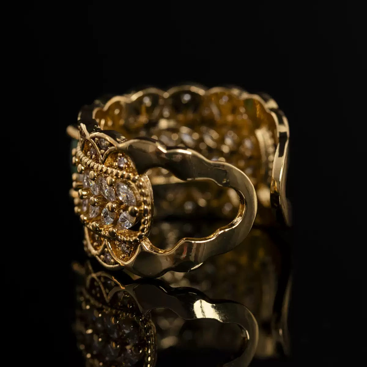 French Vintage Palace Style Openwork Lace Ring – Gold-Plated Brass with Full Zircon Inlay