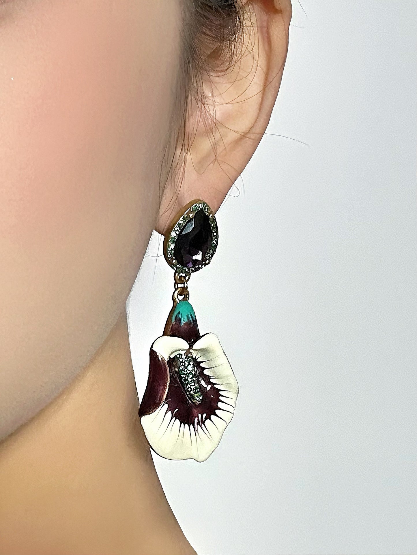 Vintage Heavywork Gold-Plated Enamel 3D Floral Stud Earrings
