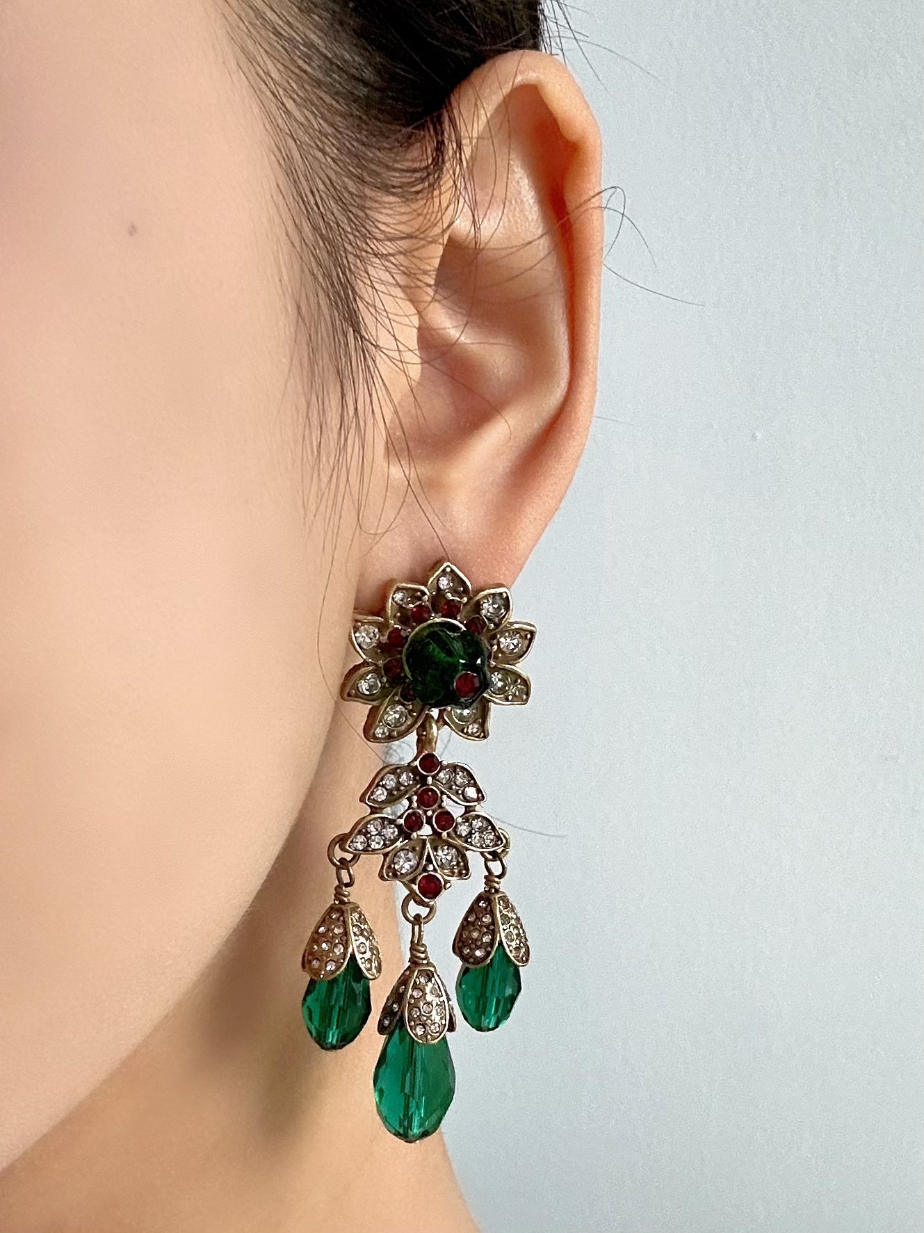 Retro Heavy Craftsmanship Palace-Style Copper-Plated Gold Full Green Crystal Tassel Earrings