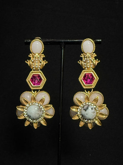 Vintage Gold-Plated Frog & Flower Drop Earrings with Natural Stone – Retro Statement Jewelry