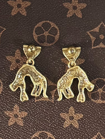 Vintage Heavywork Gold-Plated Engraved Cheetah Pendant Stud Earrings – Unique Statement Jewelry