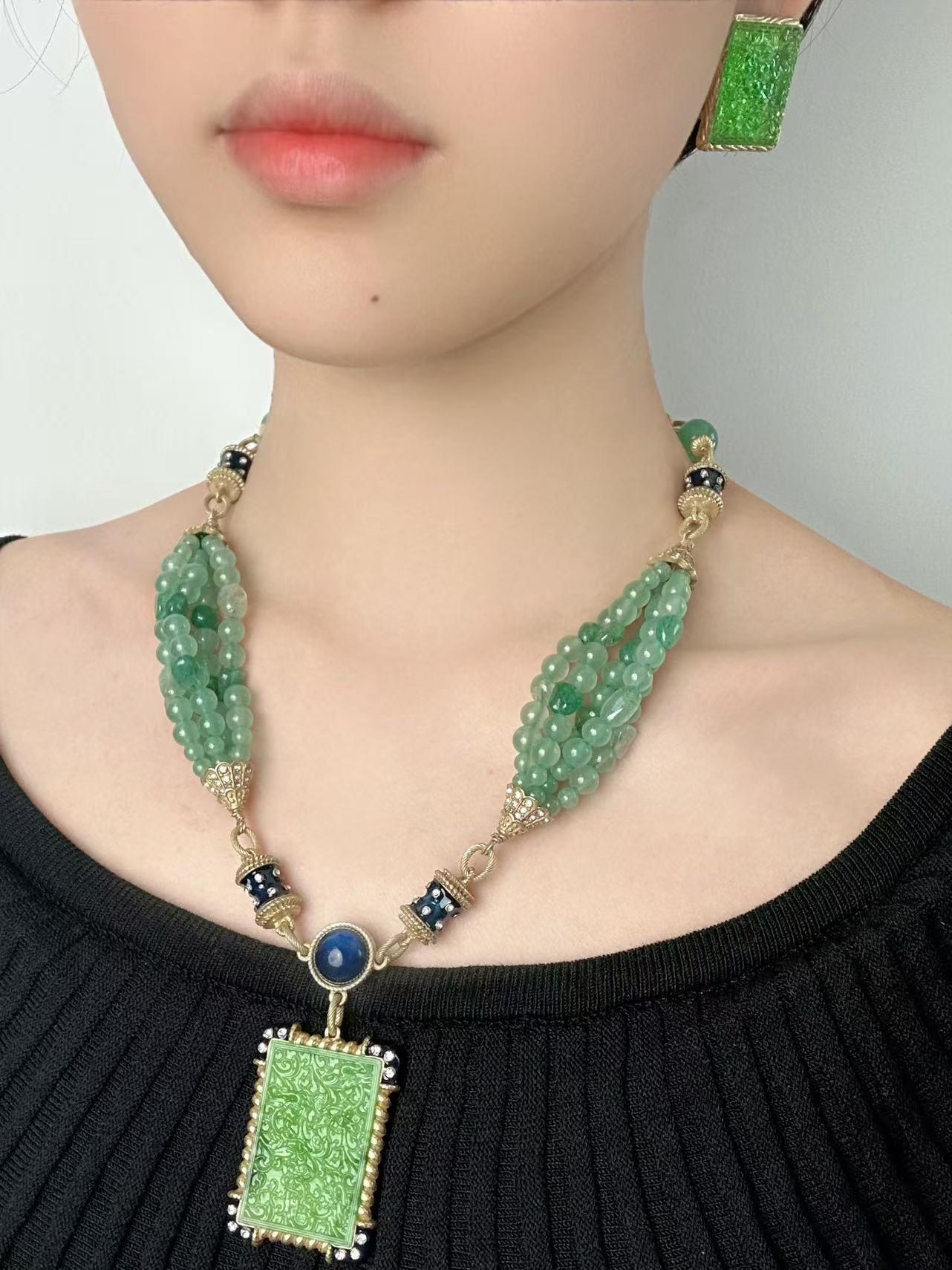 Royal-Inspired Necklace: Green Glass Beads with Enamel Pendant