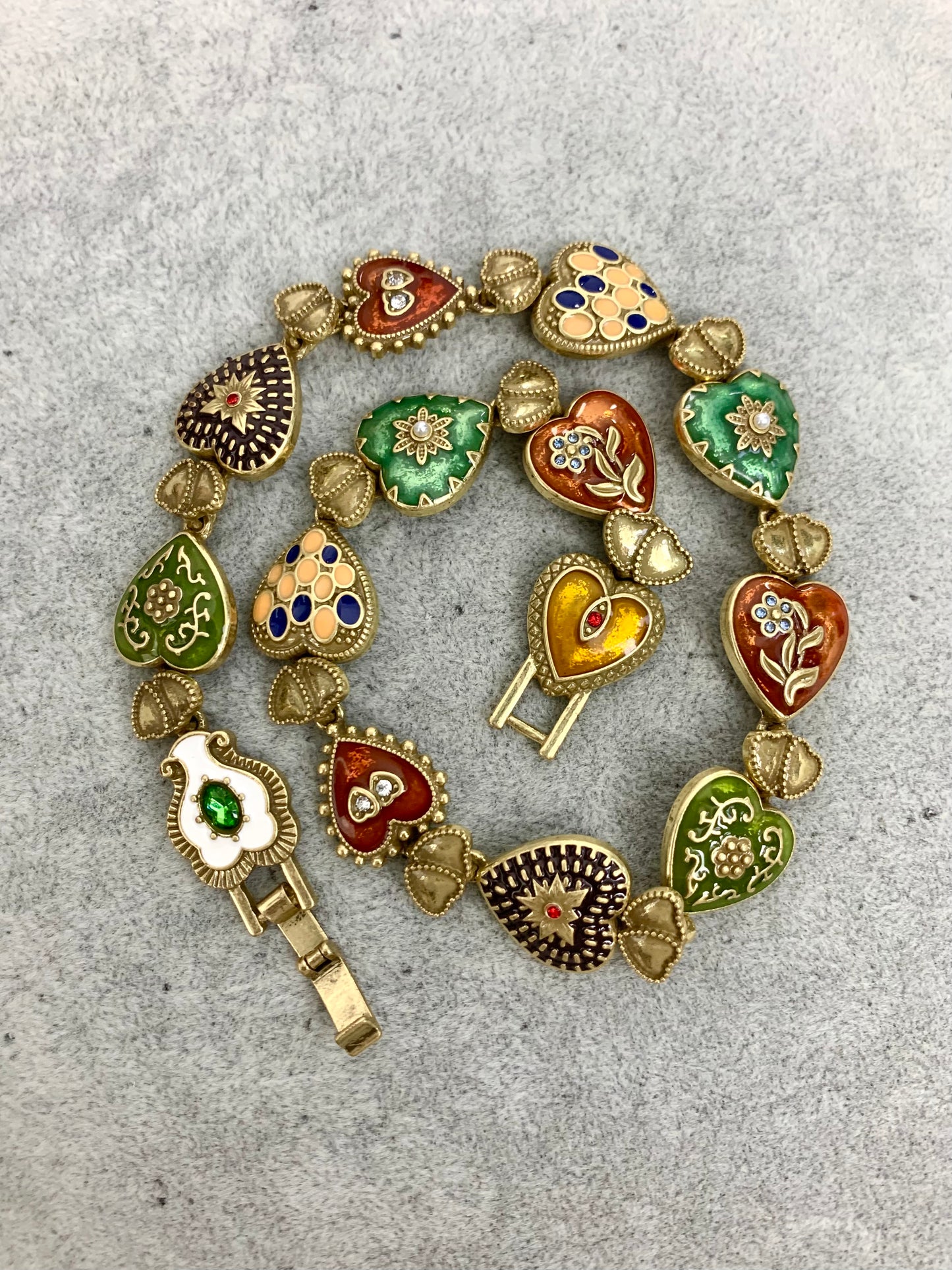 Vintage Heavy Craft Gold-Plated Brass Heart Pendant Choker Necklace