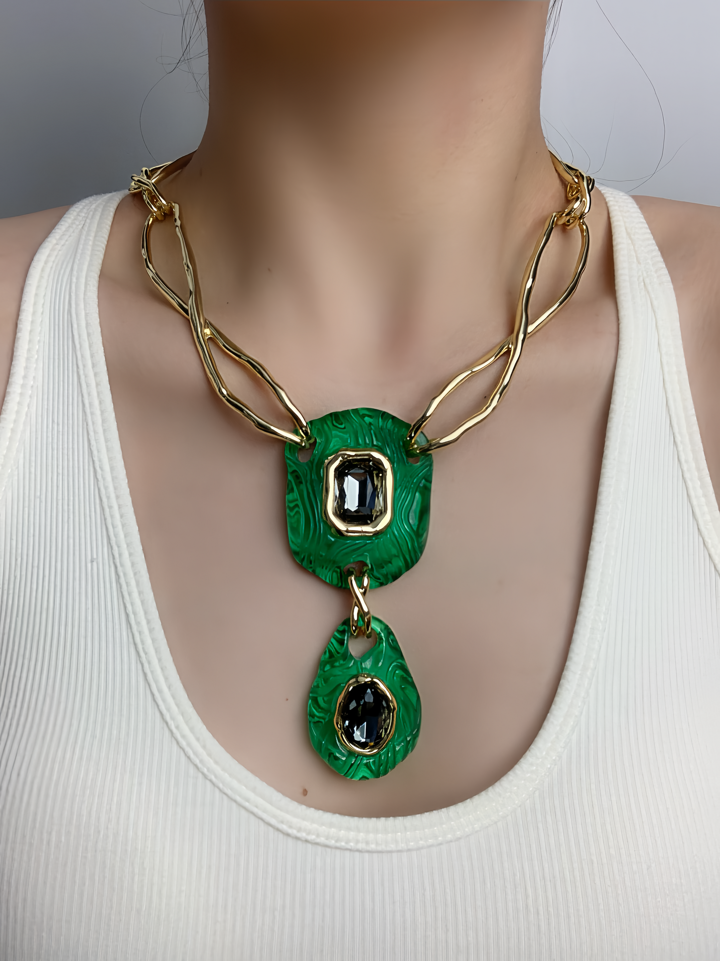 Statement Vintage Choker Necklace——Modern Indie Design with Crystal Accents