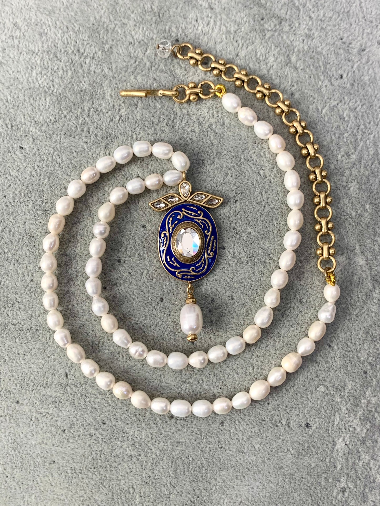 Royal-Inspired Jewelry Set: Brass & Pearl Necklace and Earrings