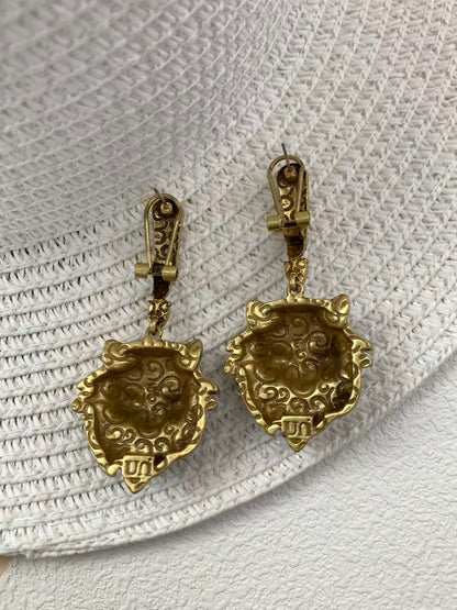 Artisan Persian Cat Earrings: Vintage-Inspired Design with Micro-Pave Crystal Accents