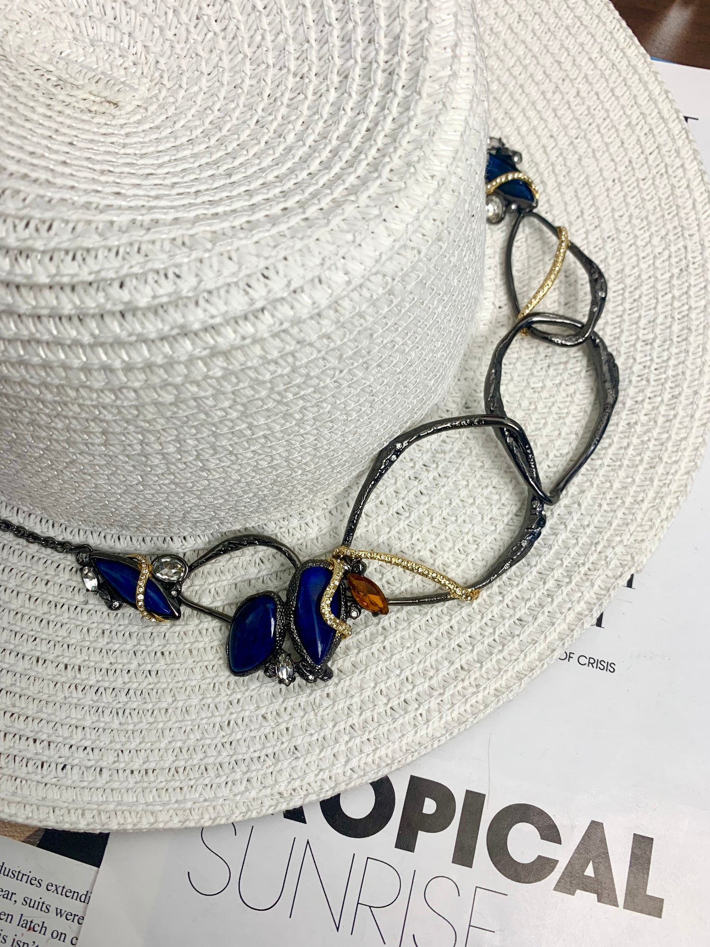 Full Pavé Two-Tone Choker Necklace- Statement Gemstone Focus