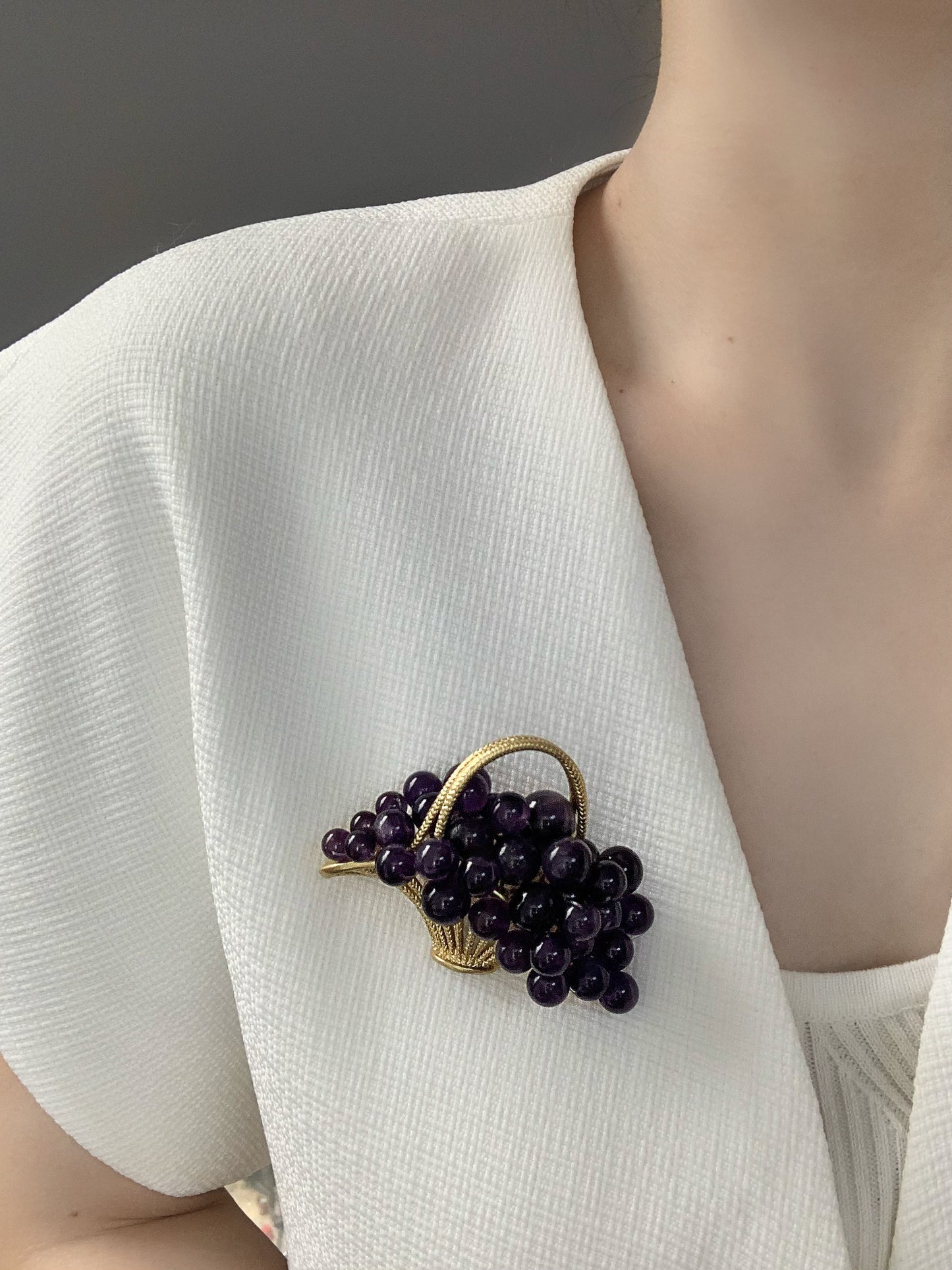 Vintage Baroque Grape Basket Brooch – Gold-Plated Brass with Natural Amethyst